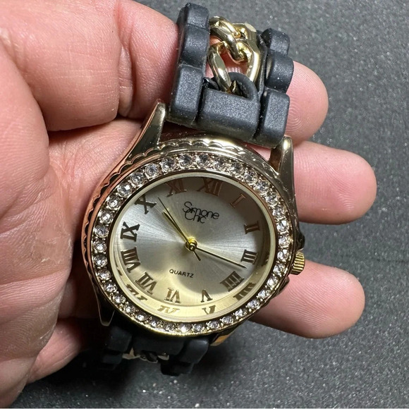 Simone Chic Ladies Fashion Quartz Watch Gold Tone RhineStone Accents Working - Picture 3 of 9